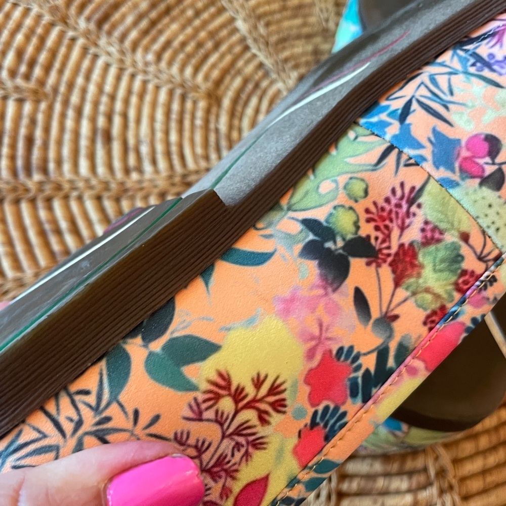 Franco Sarto Floral Loafers with Gold Metal Chain Accent - Picture 15 of 16